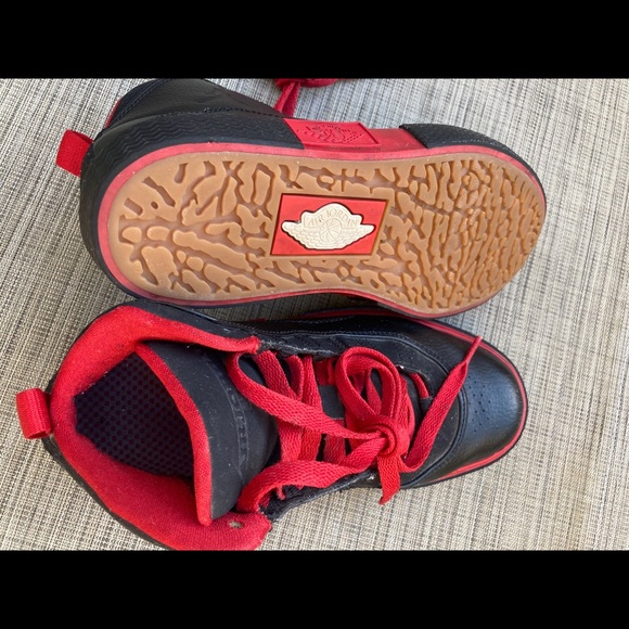 Air Jordan High Top - Picture 4 of 6